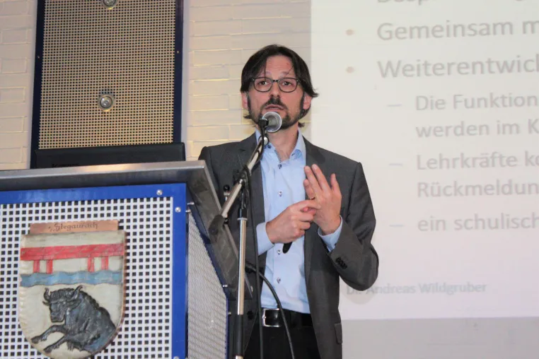Bild: „Immer Ärger mit den Hausis?“ – Nachbericht zum Fachabend mit Dr. Andreas Wildgruber