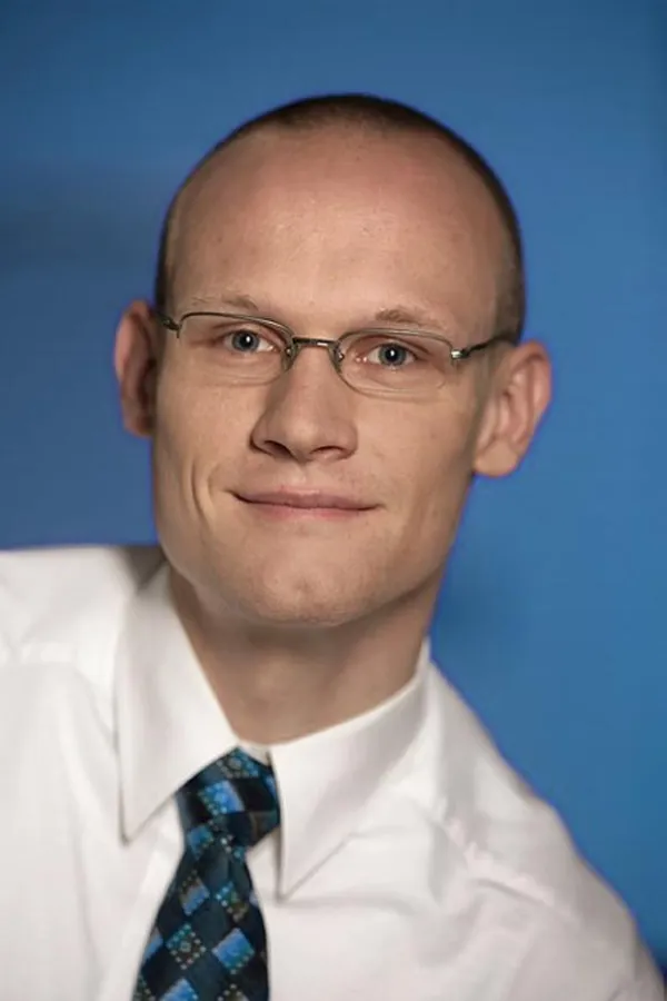 Lars Drewes (30), seit Januar 2008 Head of Finance bei Estama, in seiner neuen Funktion steuert er die Abteilung Finanz- und Rechnungswesen