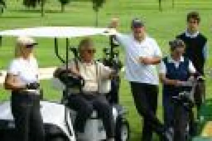 Bild: “Hitzerabatt bei Golf Cars”