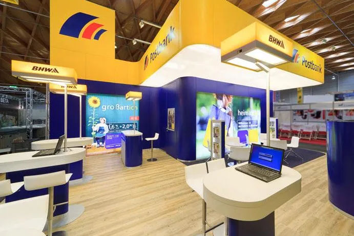 Bild: Neuer Postbank Markenauftritt für B2B und B2C Messen