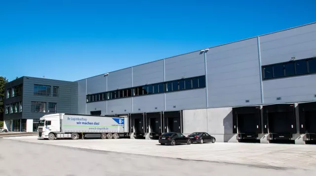 Bild: Die B+S GmbH nimmt in Bielefeld modernes Logistikzentrum in Betrieb