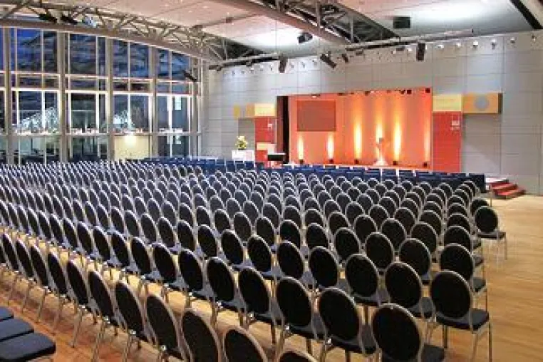 Unkonventionelle, innovative Tagungen im Kongresshotel Potsdam am Templiner See Bild: Unkonventionelle, innovative Tagungen im Kongresshotel Potsdam am Templiner See