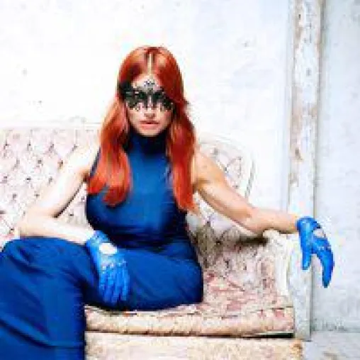 Poetisches Szenario für gebrochene Herzen: Mrs. X veröffentlicht neue Single "Being Black Being Blue" Bild: Poetisches Szenario für gebrochene Herzen: Mrs. X veröffentlicht neue Single "Being Black Being Blue"