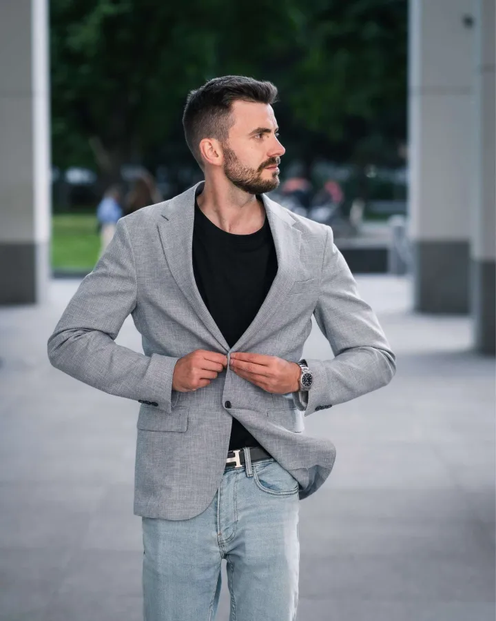 Jakob Kiender, Gründer der Salevate GmbH: Sprache als Schlüssel zum Vertriebserfolg.