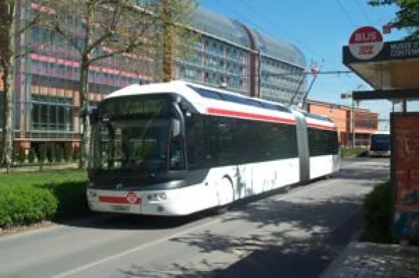 Bild: Französische Unternehmen und Cluster präsentieren sich auf der IAA 2008