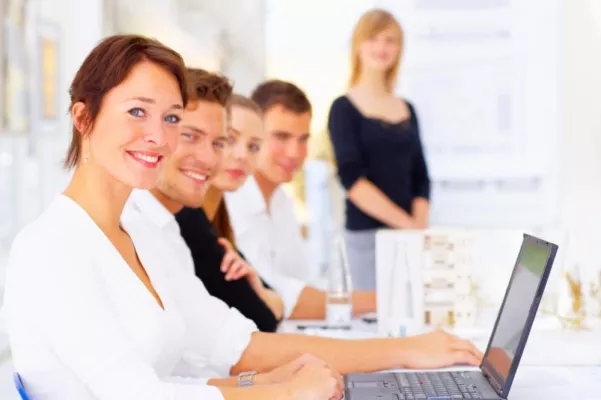 Fremdsprachenkompetenz für Fach- und Führungskräfte - Fit für die internationale Geschäftswelt Bild: Fremdsprachenkompetenz für Fach- und Führungskräfte - Fit für die internationale Geschäftswelt