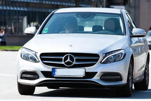 Bild: Abgasskandal bei Mercedes: Erste Urteile gegen Daimler AG