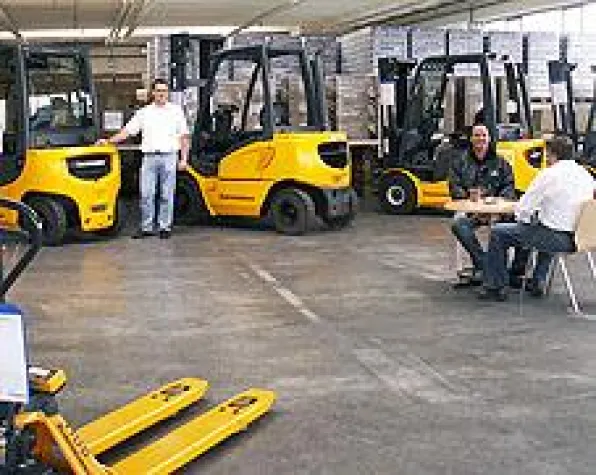 Bild: Großer Jungheinrich Gebrauchtstaplermarkt im Gewerbepark A7