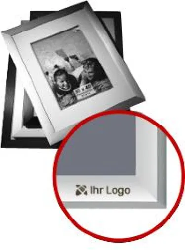 Bilderrahmen mit individuellem Logo jetzt als Standardprodukt verfügbar Bild: Bilderrahmen mit individuellem Logo jetzt als Standardprodukt verfügbar