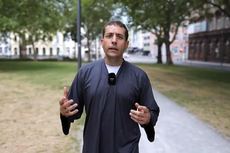 Bild: Mit Tai Chi-Kursen der Corona-Krise die Stirn bieten