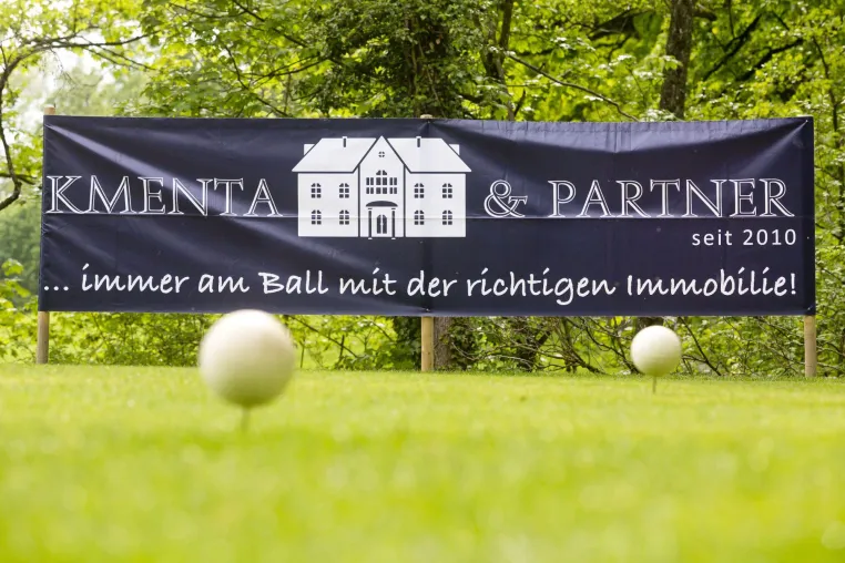 Bild: Gute Stimmung beim ersten Kmenta-Golfcup