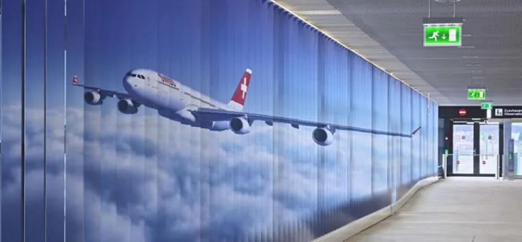 Bild: Himmlisches Lamellendesign am Flughafen Zürich