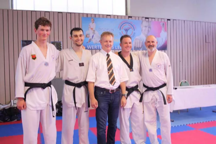 Bild: Dan-Prüfung Taekwondo