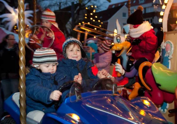 Tipp: Weihnachtsspaß für Groß und Klein - der Otterndorfer Sternenmarkt 2015 Bild: Tipp: Weihnachtsspaß für Groß und Klein - der Otterndorfer Sternenmarkt 2015