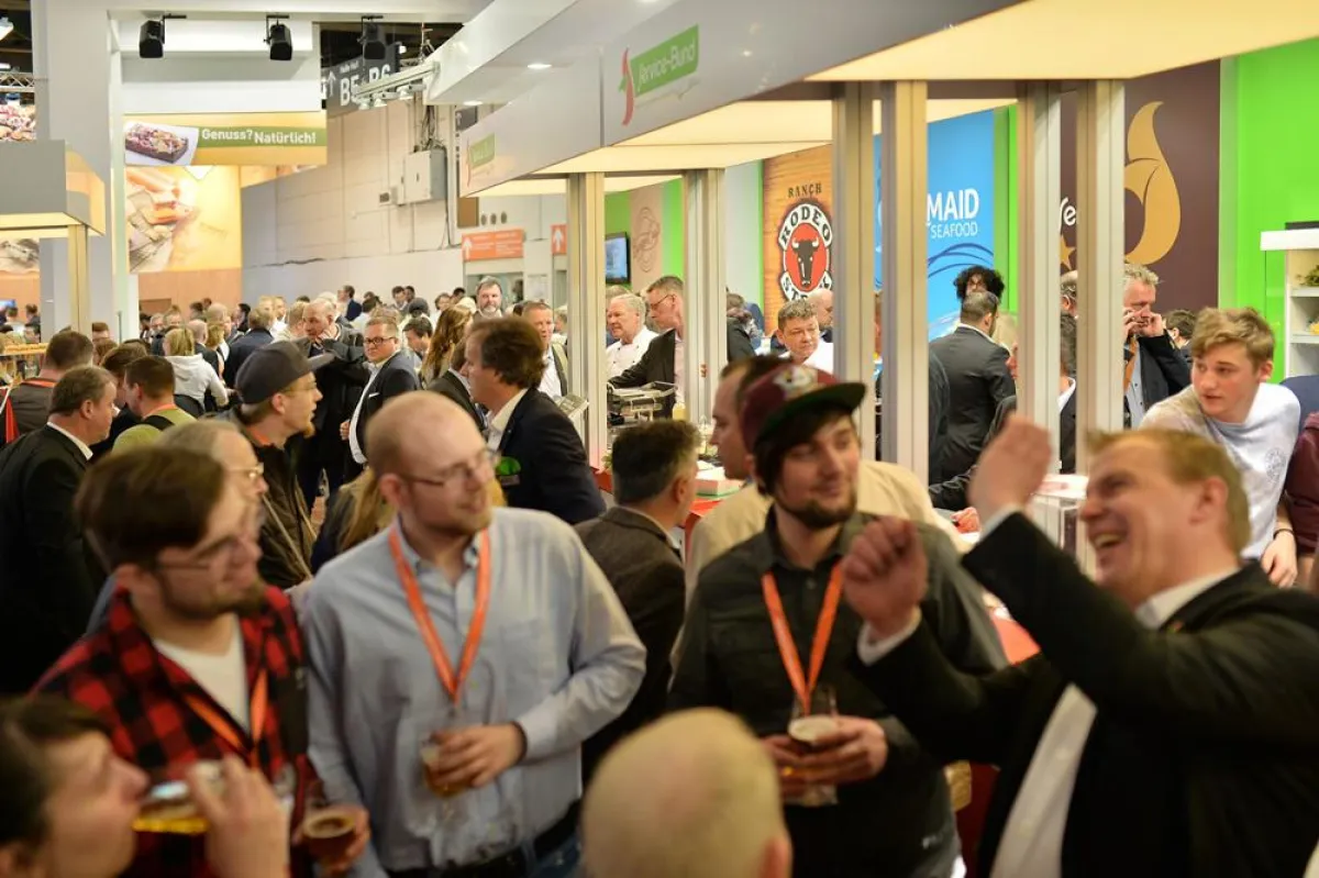 Auch in 2018 präsentiert sich der Service-Bund auf zahlreichen Messen.