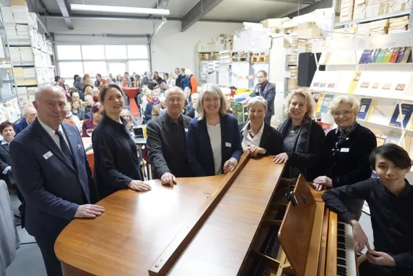 Bild: Auf geht’s! Kasseler Verlage luden zum Neujahrsempfang