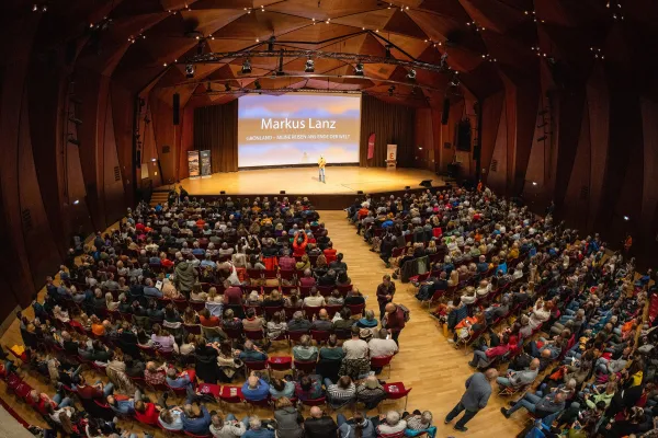 Bild: Fernweh Festival 2025 – Das Abenteuer ruft!