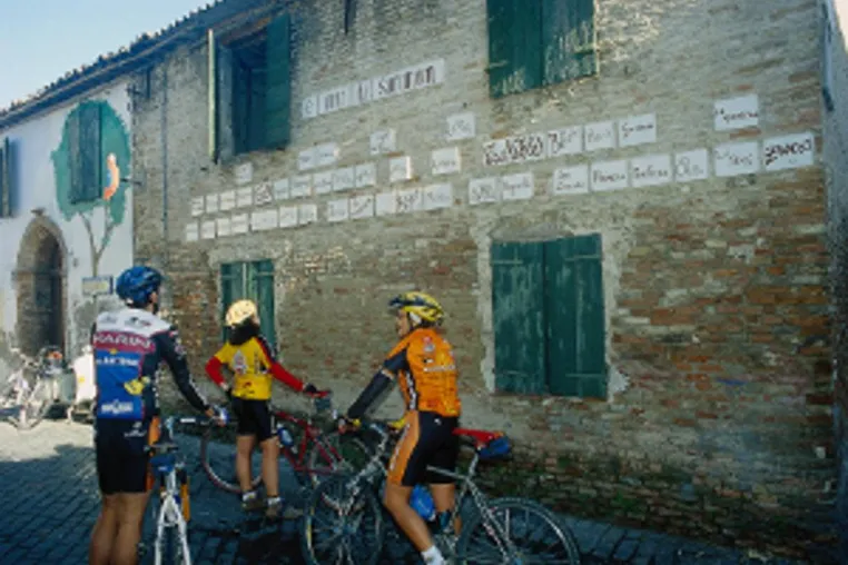 Radsport und Kultur in und um Cesenatico - aktiv in den Spätsommer in Italien Bild: Radsport und Kultur in und um Cesenatico - aktiv in den Spätsommer in Italien