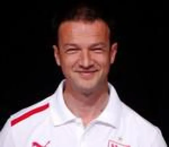 Bild: Schafft Bobic die Vertragsverlängerung mit Labbadia, bekommt er ne 1 plus