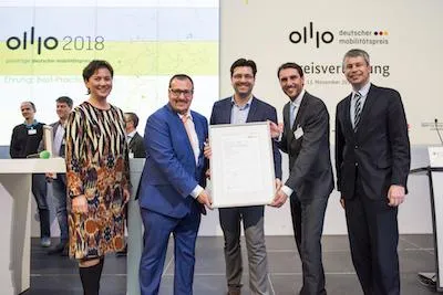 Bild: e-troFit als Leuchtturmprojekt für nachhaltige Mobilität mit dem Deutschen Mobilitätspreis 2018 ausgezeichnet