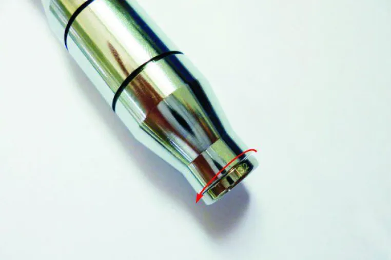 Energie für die "e Zigarette": New Esco E2 Twist Akku Bild: Energie für die "e Zigarette": New Esco E2 Twist Akku