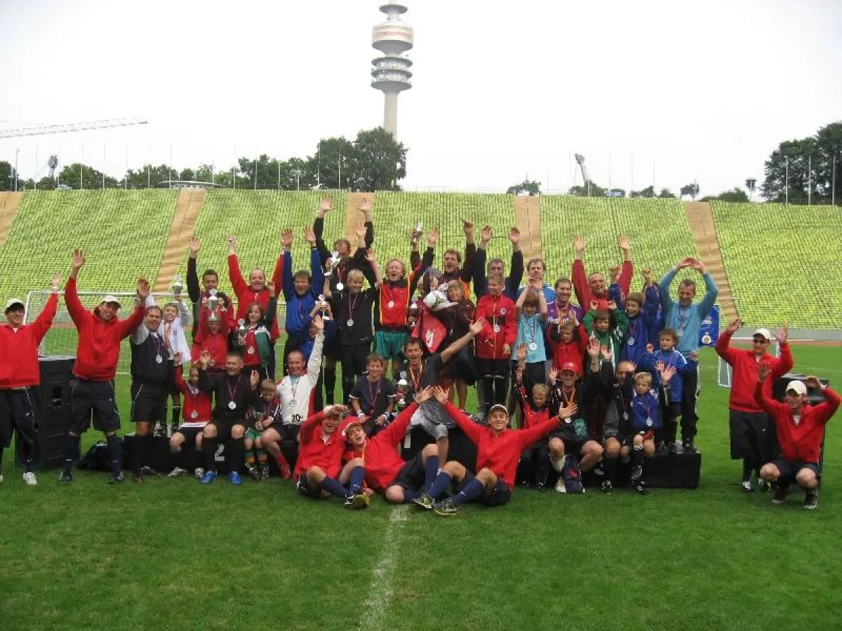 trendhouse Eventmarketing München, Back to football mit DSF