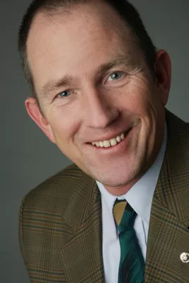 Bild: Institut für Mittelstandsstrategien entwickelt mit STRATEGIE kompakt Trainingsprogramm für Unternehmen