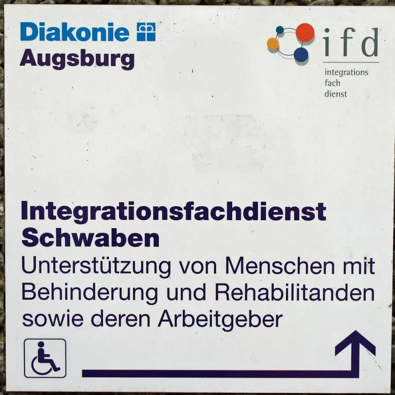 Dr. Sylvia Huber leitet den Integrationsfachdienst der Diakonie Augsburg seit dem 1. September 2017.
