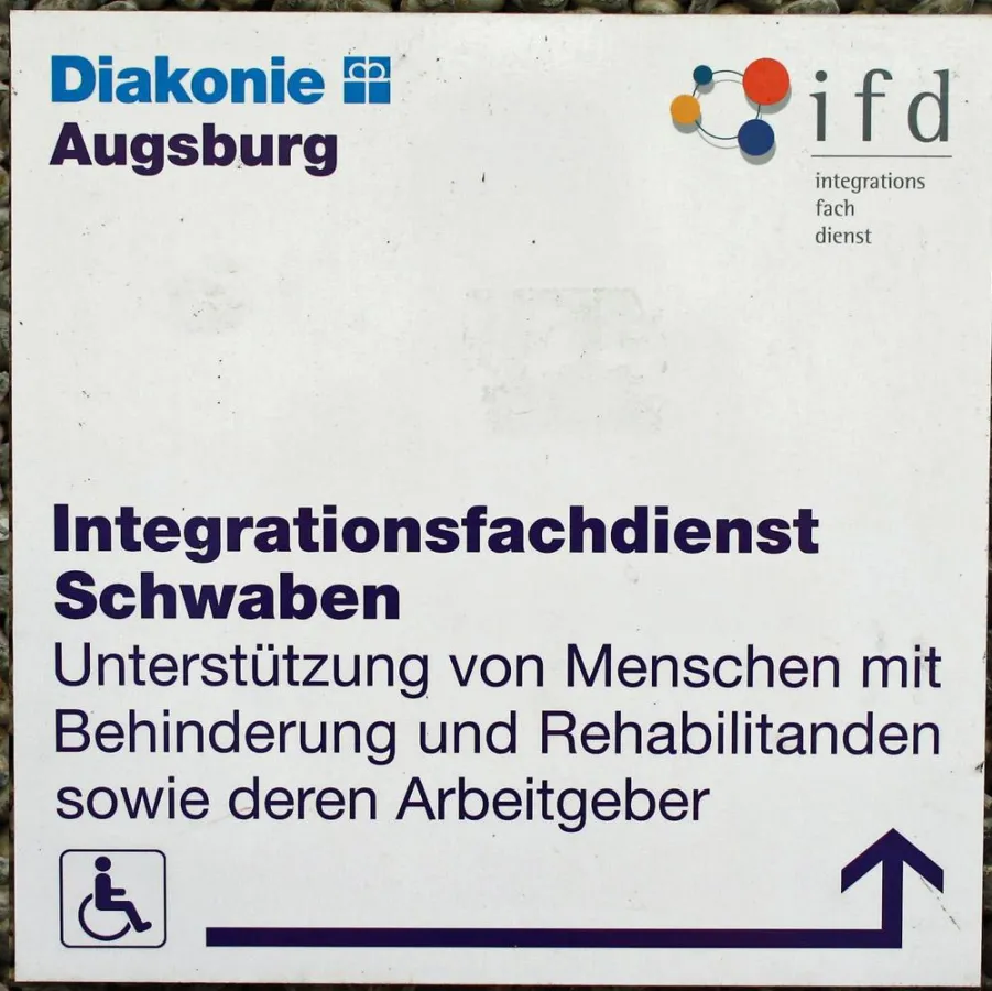 Dr. Sylvia Huber leitet den Integrationsfachdienst der Diakonie Augsburg seit dem 1. September 2017.