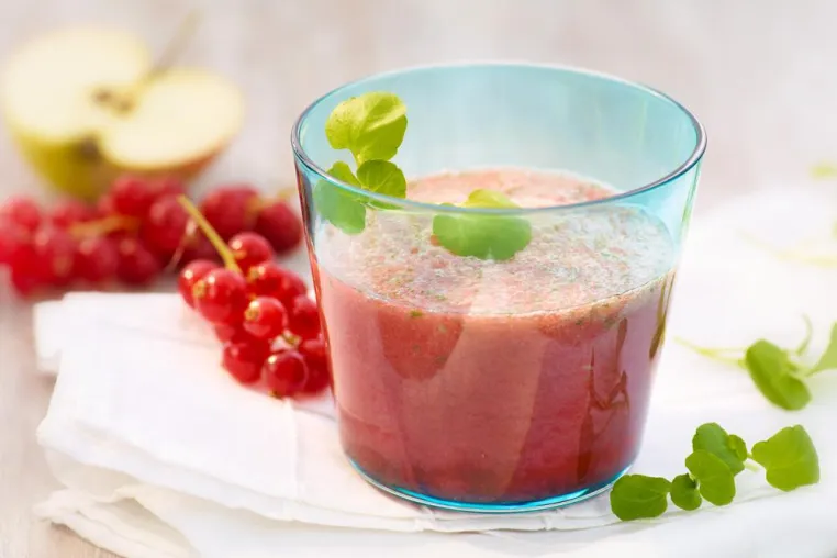 Bild: Neue Rezepte: Mineralwasser-Smoothies – Vitaminbomben mit natürlichem Frische-Kick
