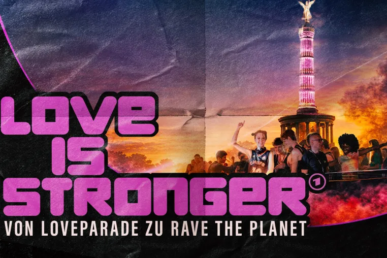 Bild: 20 Jahre nach der letzten Berliner Loveparade: ARD-Doku „Love is Stronger“ zeigt den Weg zu Rave The Planet