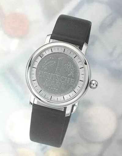 Die D-Mark ist wieder da - in der Uhr mit der letzten Mark Bild: Die D-Mark ist wieder da - in der Uhr mit der letzten Mark