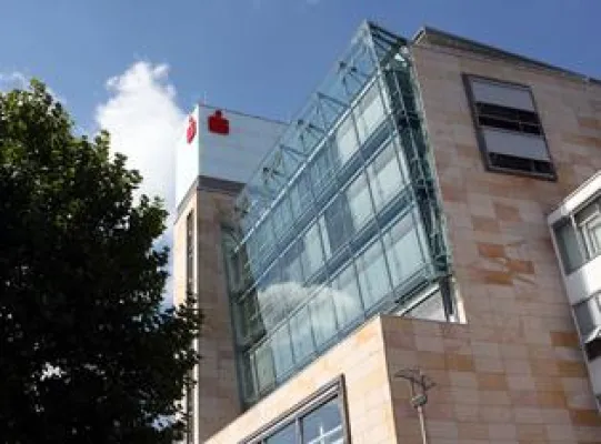 Bild: Die KSK Kaiserslautern generiert mit InfoAccount deutliche Einsparpotenziale