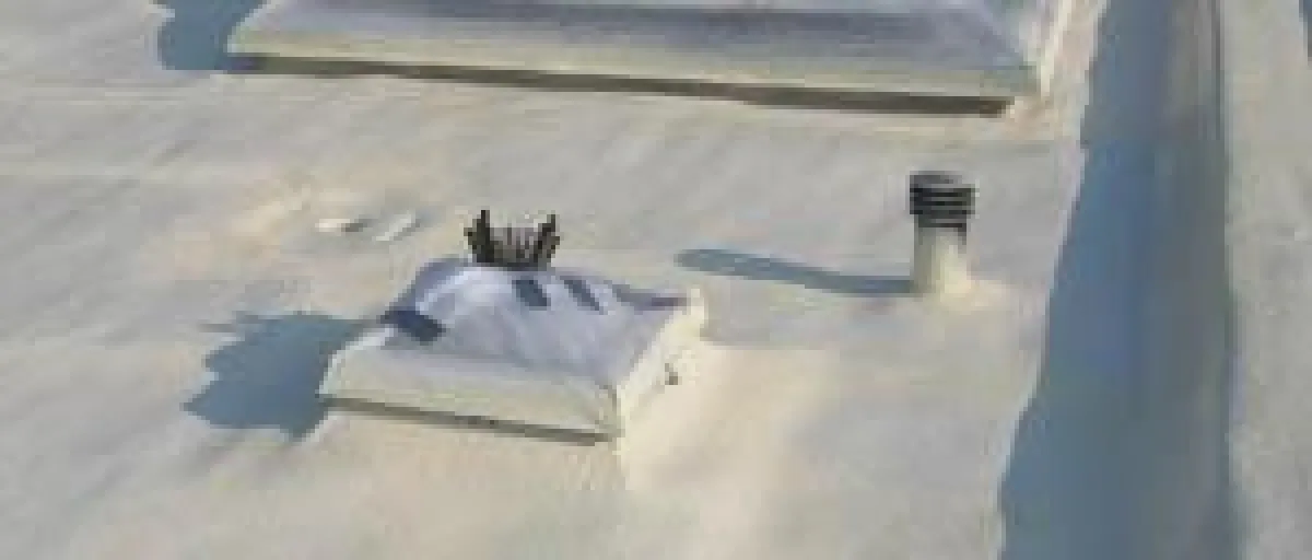 Dachsanierung mit PUR-Dachspritzschaum