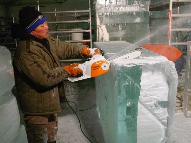 „Eisige“ Weltwunder erleben mit WD-40 - Hinter den Kulissen von „On Ice Berlin“ Bild: „Eisige“ Weltwunder erleben mit WD-40 - Hinter den Kulissen von „On Ice Berlin“