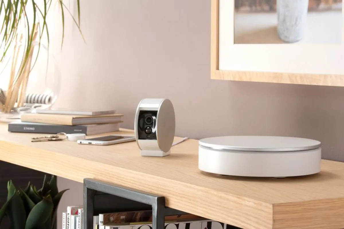 Myfox Security Camera & Myfox Home Alarm
