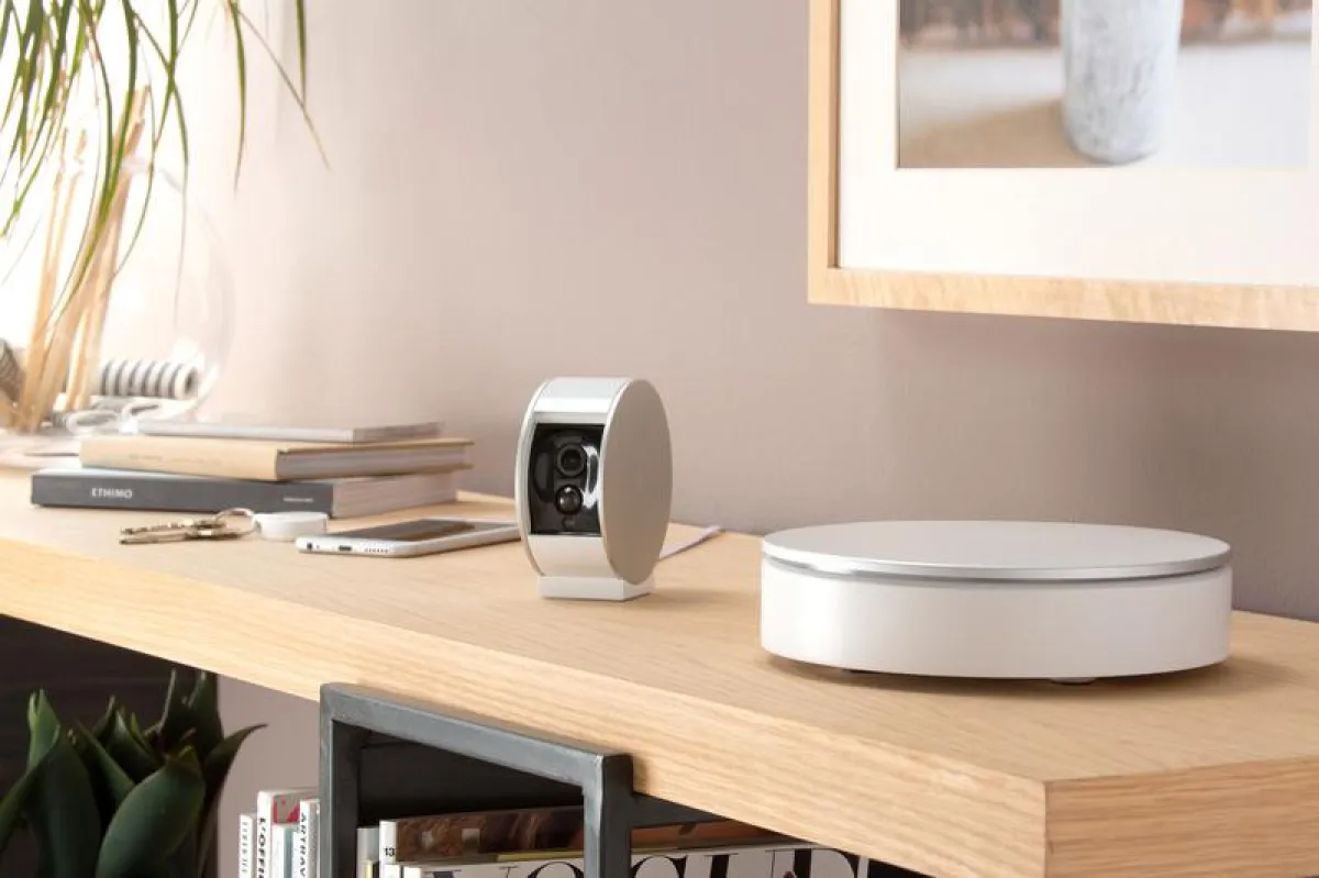 Myfox Security Camera & Myfox Home Alarm