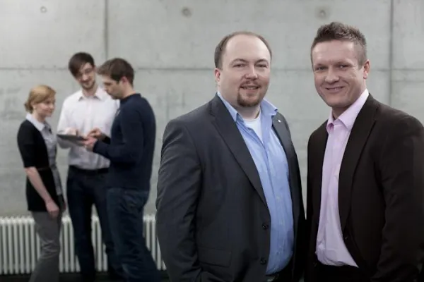 Bild: Innovativer Partner für kundenspezifische Software-, Web- und Datenbanklösungen seit fünf Jahren erfolgreich