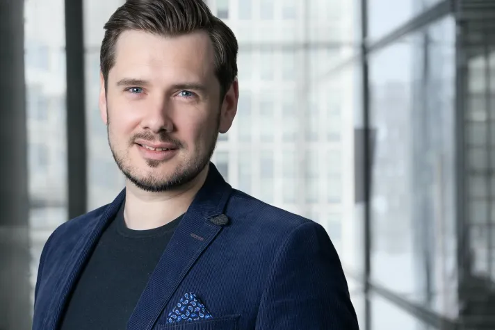 "Tutor des Jahres 2020": Daniel de la Roche von karriere tutor® unter Top 5 Bild: "Tutor des Jahres 2020": Daniel de la Roche von karriere tutor® unter Top 5