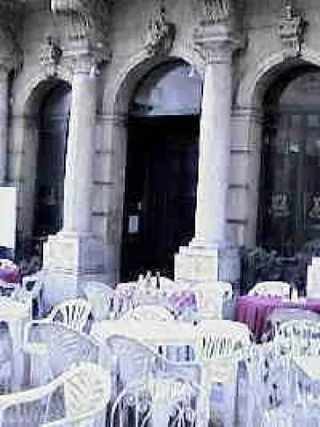 Bild: Faro - Algarve - Portugal - Traditionscafé Aliança ab sofort geschlossen