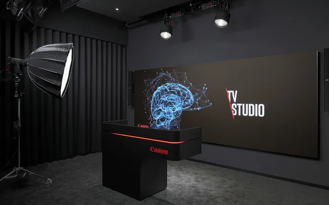 Bild: Professionelle Studiotechnik: IVT realisiert TV-Studio im Canon Customer Experience Center