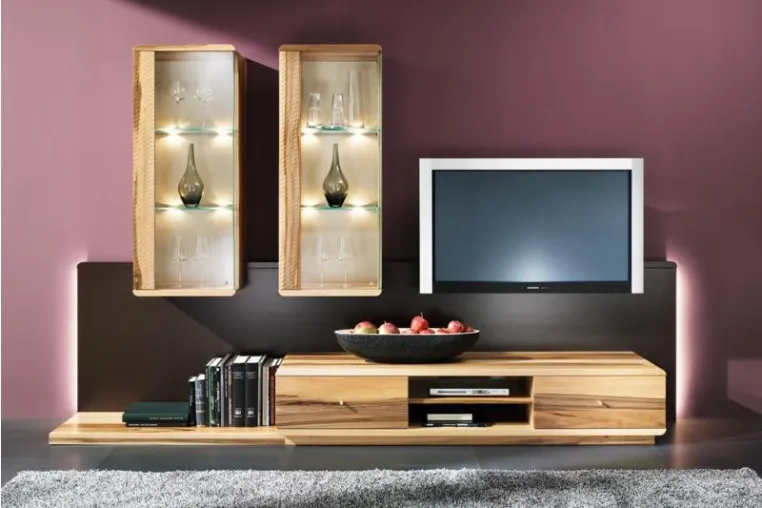 Bild: Großer Auftritt für Massivholzmöbel auf der Heim + Handwerk 2010 - Anrei präsentiert Wohn- und Speisezimmer