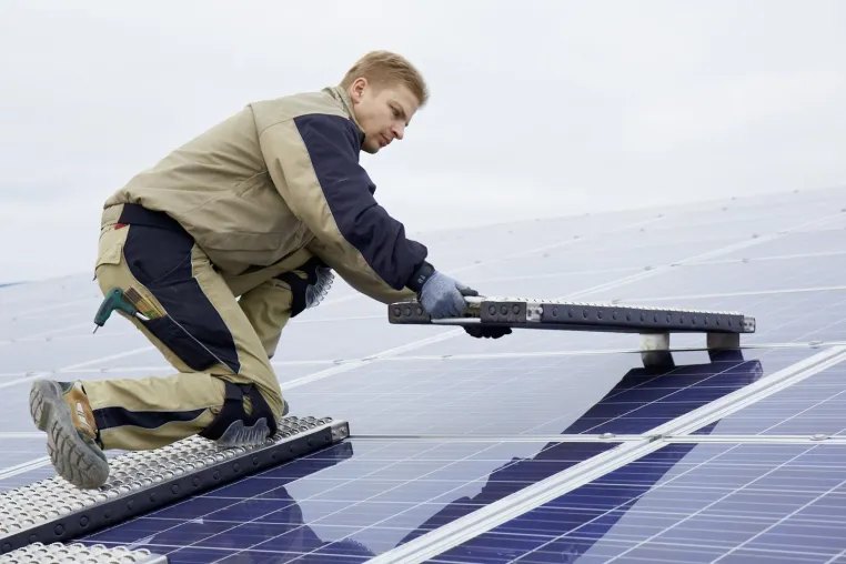 SMB Solar Multiboard bringt neue Produktpalette auf den Markt Bild: SMB Solar Multiboard bringt neue Produktpalette auf den Markt