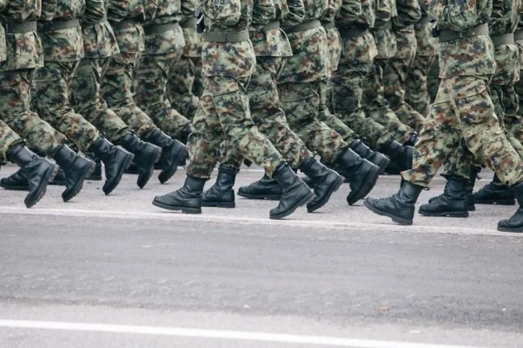 Bild: Vom Dienst in den Beruf. Weiterbildung für Soldat:innen mit dem BFD