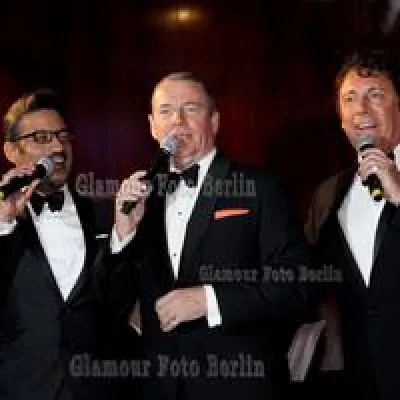 Bild: 04.11.2015 The 'Rat Pack' is back: Frank Sinatra - Sami Davis Jr - Dean Martin
