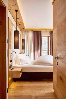 Bild: Aus Alt mach Neu: das Hotel Montes in Fiss