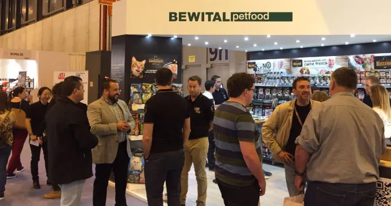 LEONARDO® auf der IBERZOO Bild: LEONARDO® auf der IBERZOO