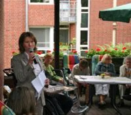 Bild: 10 Jahre Tagespflege Hanna im Evangelischen Johannestift