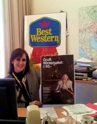 Bild: "BEST WESTERN CENTRAL EUROPE | Hotels" spendet 10 Winterpakete für Wiener Obdachlose