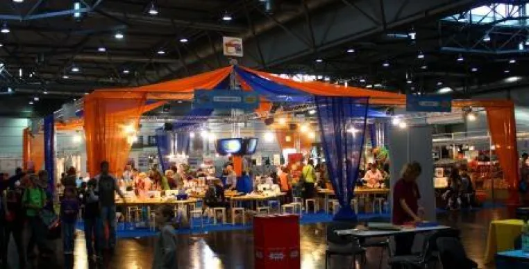 Bild: Das Highlight auf der Creativa 2012: Manege frei für den Bastelzirkus